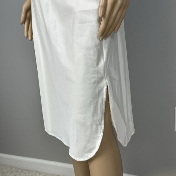 Vintage Vassarette Satin Half Slip Size Small TT Ivory Off White Walking Slit - Picture 3 of 6